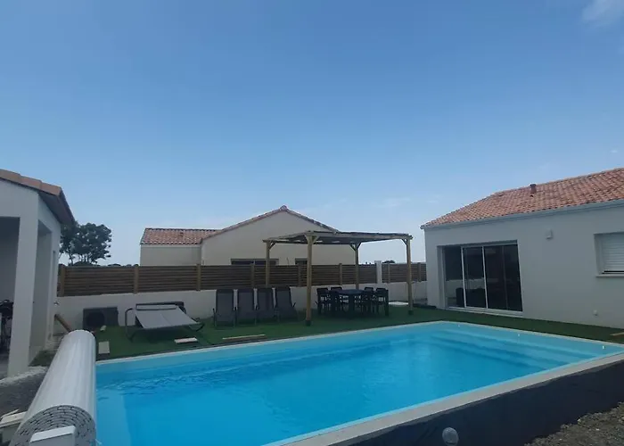 Casa de Férias En Vendee Avec Piscine Chauffee Saint-Jean-de-Monts